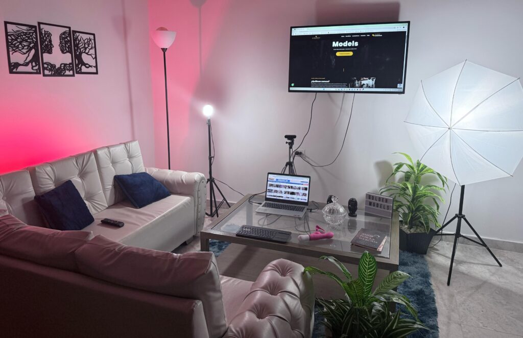 Studio Webcam